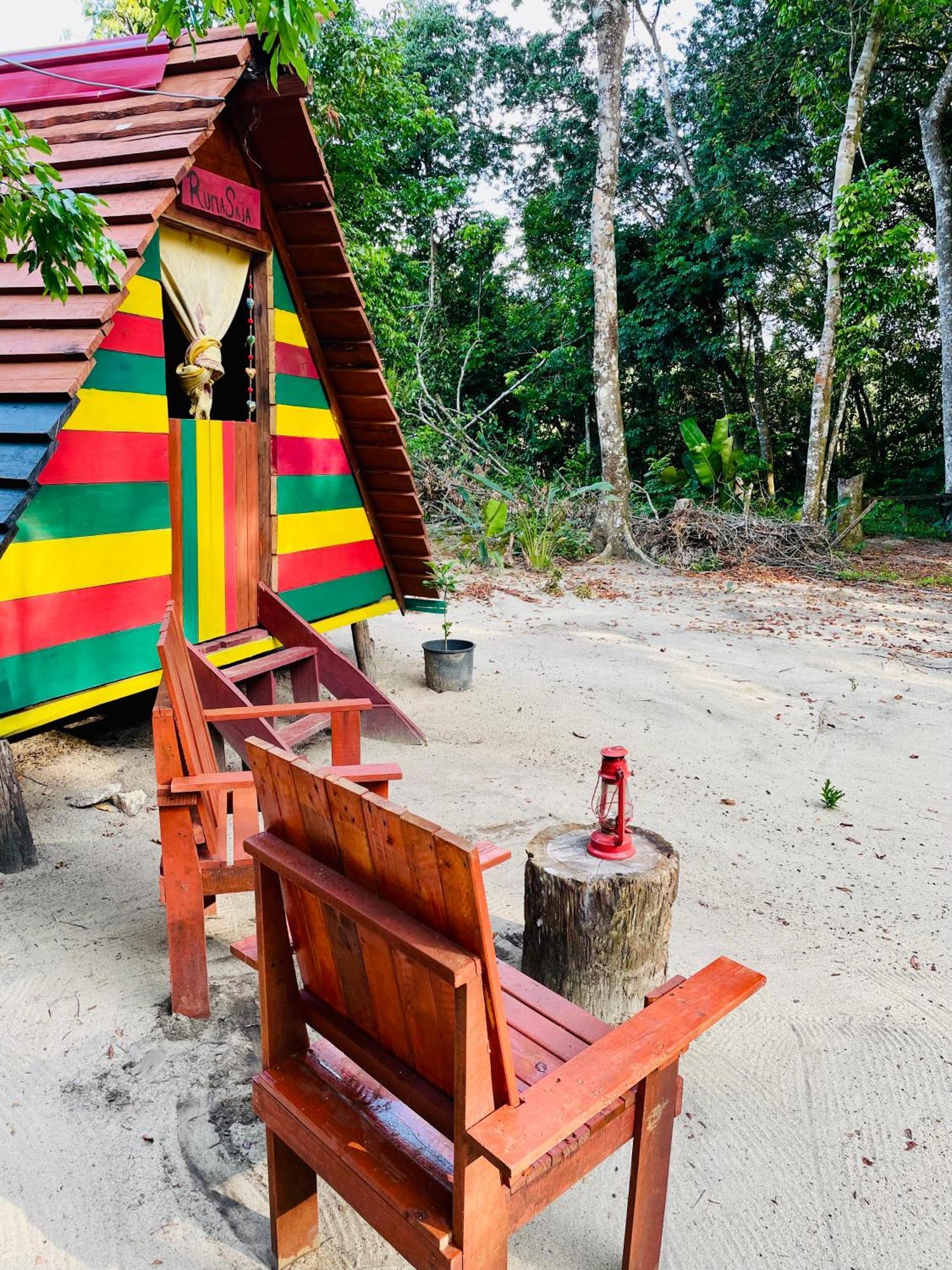 Land Of Promise - Reggae Bar & Eco Village Zanderij Eksteriør billede